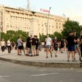 Protest navijača Partizana: Šetnja do stadiona, pa bojkot