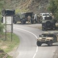 Kfor: Dodatne trupe vojnika iz Velike Britanije i Rumunije stigle na KiM