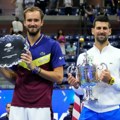 "Sve se menja, Jedino je Novak uvek tu" Moćne reči Danila Medvedeva odjekuju teniskim svetom! Kad je Srbin u pitanju - nema…