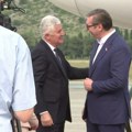 Vučić avionom Er Srbije stigao u Mostar: Započeo dvodnevnu posetu BiH