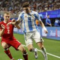 Fudbaleri Argentine pobedili Kanadu na otvaranju Kupa Amerike