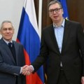 Vučić sa ruskim ambasadorom Harčenkom: Da predstojeća godina donese prekid svih sukoba i dugo očekivani mir za sve (foto)