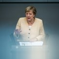 Angela Merkel piše da ne žali zbog svojih odluka