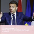 Makron: Ne želimo da započnemo Treći svetski rat, spreman sam da razgovaram s Putinom