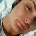 Porodila se Viki Mitrović: Objavila sliku iz porodilišta: Na svet donela dečaka, a oca deteta i dalje krije od svih