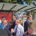 Pogledajte druženje Putina sa narodom: Ruski predsednik zagrlio mornara, pa poručio samo jedno (video)