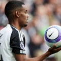 Liverpul zbog cene od 150 miliona odustao od Isaka