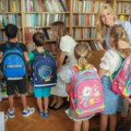 Mali znaci pažnje za velike osmehe: Er Srbija uz decu iz Kraljeva (foto)