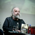 Miljenku Jergoviću ispisana preteća poruka na zgradi: „Javno označen jedan: Rom, Jevrej, Srbin, Jugoslaven, levičar…“