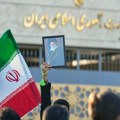 Iran upozorio SAD: Spremniji smo nego ikada, sa prstom na obaraču