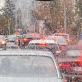 Alarm za sve vozače! Dve opasnosti vrebaju na putu, budite na oprezu: Oglasio se i AMSS, evo gde se očekuju veće gužve