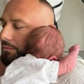 Porodica Dada Polumente podelila prve slike bebe: Sestre se ne odvajaju od brata, "Promenio nam se ceo svet"