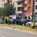 (Foto) Dve nesreće u roku od jednog sata Užas u Novom Sadu: Maloletnik (17) pao s motora, ubrzo nakon toga lančani sudar