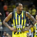 Što ne može Partizan, može Petkim: Fener šokantno pao u Istanbulu