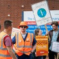 Počeo petodnevni štrajk britanskih lekara