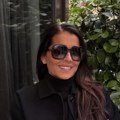 (Foto) Milica Mitrović proslavila rođendan u Londonu: Dve torte, a u hotelskoj sobi veliko iznenađenje: "Reči ne mogu da…