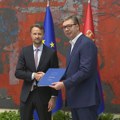 Vučić pred ambasadorom EU pokušao da pošalje pomirljive poruke, pa opet završio targetiranjem i napadima