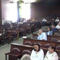 Završena konstitutivna sednica SO Kula: Predsednik iz redova SNS izabran iz dva puta, uz tenzije