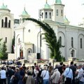 SPC: Više od pola miliona vernika poklonilo se Pojasu Presvete Bogorodice