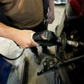 Skuplje gorivo u Srbiji: Rekordni skok nafte od maja, opet trošimo rezerve