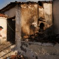 Grčki vatrogasci peti dan u borbi protiv požara na više lokacija u zemlji