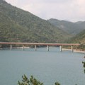 Kosovska policija obavila kontrolu ribolovaca na jezeru Gazivode sa dugim cevima