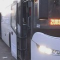 Iz Zubinog Potoka krenuli glasači u Srbiju na glasanje, u toku dana očekuje se polazak 20 autobusa
