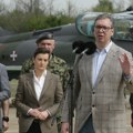 „Oni žele sopstveno uništenje“: Vučić se javio iz Pariza da reaguje na izjave Đilasa i Miloša Jovanovića iz…