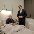 Vučić posetio Milorada Dodika u bolničkoj sobi: "Poželeo sam mu brz oporavak i dobro zdravlje"