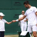 Talenat na tatu: Novak se priprema sa omiljenim trening partnerom