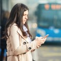 Prosula kafu u slivnik da bi stigla na bus: Ubrzo su joj prišli policajci