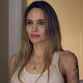 Anđelina Džoli u novom filmu tumači rediteljku kojoj dijagnostikuju rak: „Ovo je vrlo lična priča za mene“