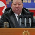 Kim nadgledao ispaljivanje strateških krstarećih raketa sa novog razarača