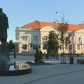 Odložena za petak tribina "Od bunta do institucija" u Inđiji, zbog šetača koji iz Novog Sada idu za Beograd na miting SNS-a