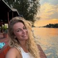 "Kupio mi mečku" Milica Veličković se pohvalila besnom mašinom: Sedi za volanom i uživa u vožnji (foto)