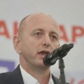 Milan Knežević će biti saslušan zbog izjava o veličanju Ratka Mladića, saopštio rukovodilac Višeg državnog tužilaštva u…
