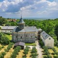 Mala Remeta – fruškogorski manastir u srspsko-vizantijskom stilu