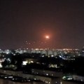 Državljani Srbije zamalo izbegli katastrofu u Izraelu Avion poleteo neposredno pre raketiranja aerodroma u Tel Avivu (video)