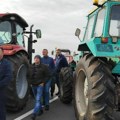 BLOG: Protest poljoprivrednika, poručili da će provesti noć ispred Rafinerije u Novom Sadu