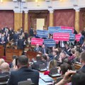 Konstituisan novi saziv Skupštine Srbije, potvrđen mandat svim poslanicima