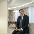 Pahor ne želi da komentariše navode da bi mogao da zameni Lajčaka
