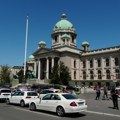 Protestna vožnja beogradskih taksista povodom mogućeg usvajanja rezolucije o Srebrnici(VIDEO)