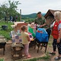 Predstavnici Vojske Srbije uručili pakete pomoći meštanima udaljenih planinskih sela