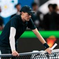 Siner i Medvedev brutalni u Kini! Zahuktava se na mastersu u Šangaju