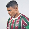 Nije kraj, Tijago Silva potpisao za Zvezdinog rivala: U 42. godini se vratio iz Brazila i obukao dres velikana