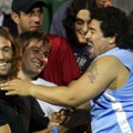 Batistuta krivi i sebe za Maradoninu smrt: „Preminuo je kao pas“