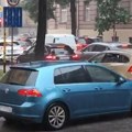 Хаос у Загребу: Олуја чупа стабла, пада град - да ли снажно невереме стиже у Србију? (видео)