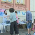 Kod Rektorata u Beogradu počeo program kojim se brani Univezitet, na štandovima ponuđeno znanje