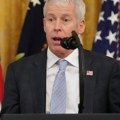 Američka vojska prati brodove koji prevoze naftu kroz Ormuz
