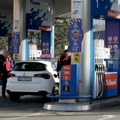 Nove cene goriva: Evrodizel skuplji za dinar, cena benzina nepromenjena